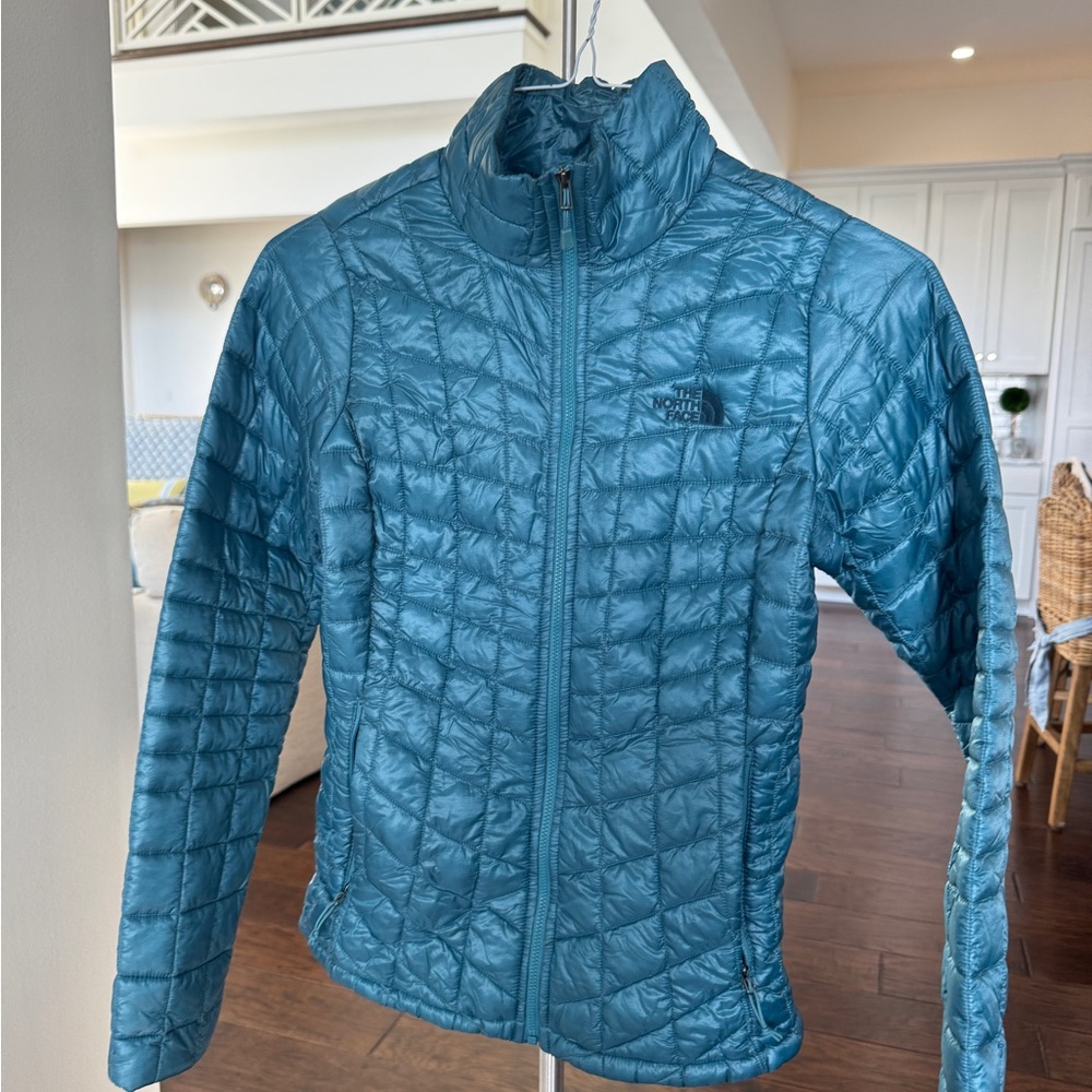 The North Face Women's Teal Puffer Jacket